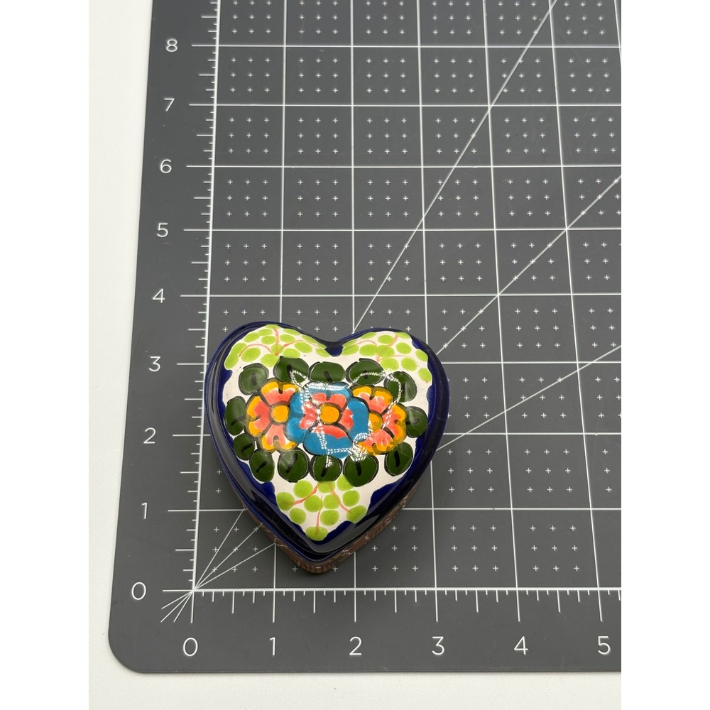 Talavera Heart Trinket Box San Sebastian de Aparicio Puebla Mexico Hand Painted